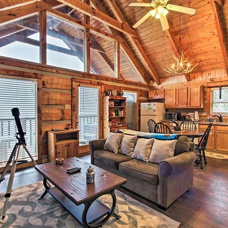 Sevierville Cabin With Private Hot Tub And Fireplace! Kültér fotó