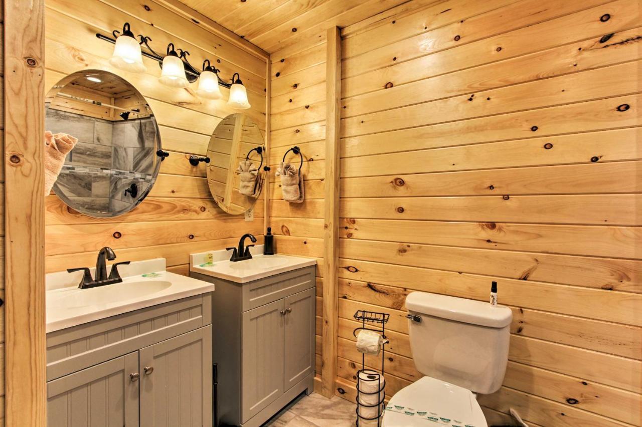 Sevierville Cabin With Private Hot Tub And Fireplace! Kültér fotó